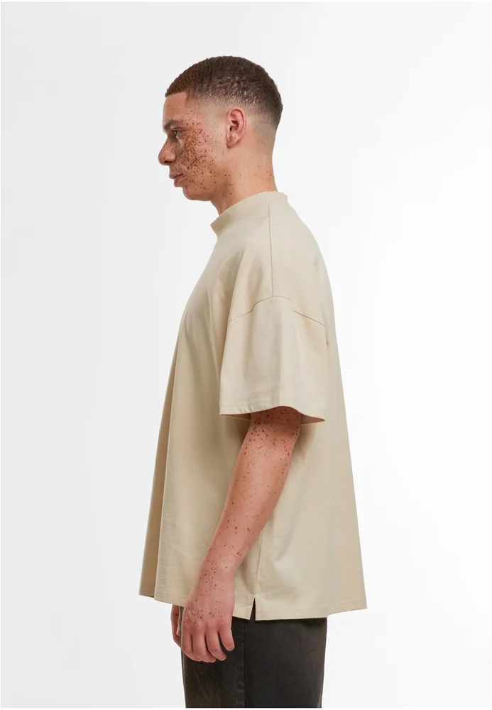Oversized Mock Neck Tee – Bild 3