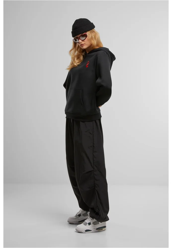 Queen Card EMB Fluffy Hoody – Bild 3