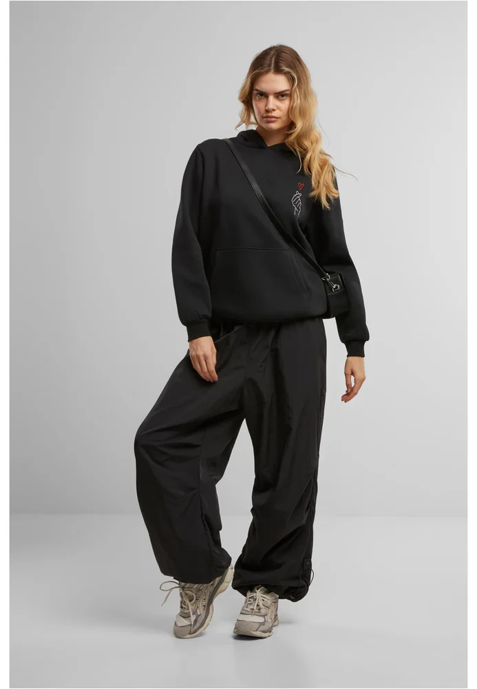 K Heart EMB Fluffy Hoody – Bild 3