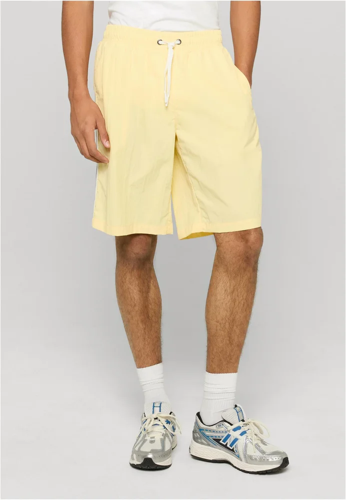 paleyellow