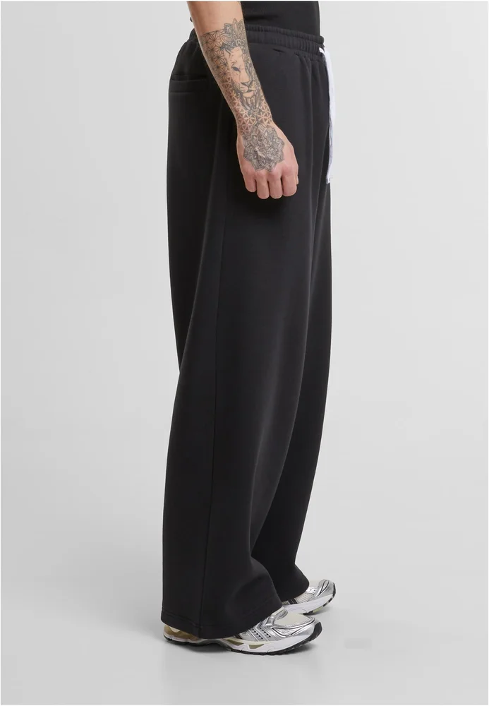 Fluffy Wide Leg Trackpants – Bild 4